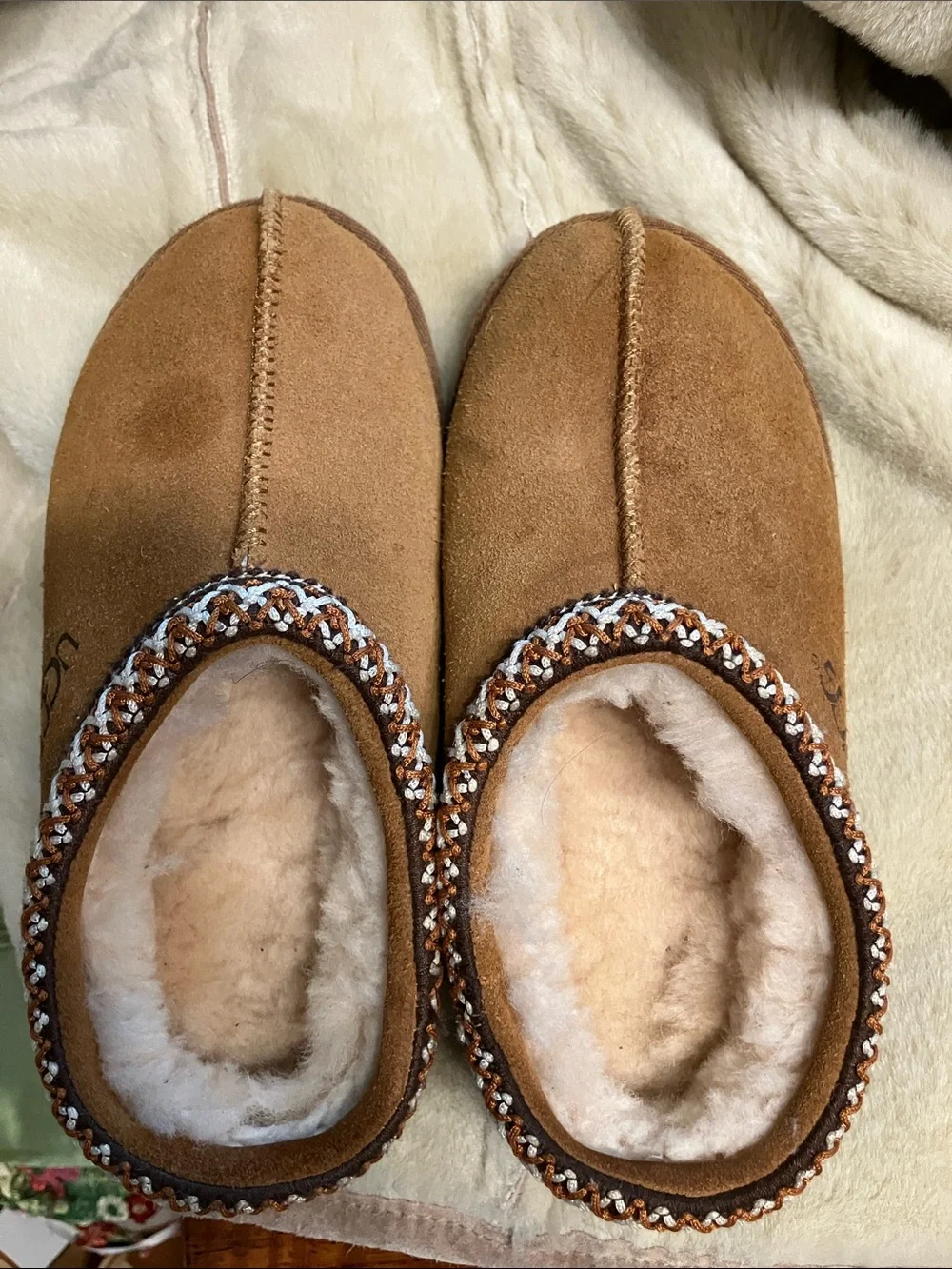 UGG Kids Chestnut Suede Sheepskin Lined Slip-On Slippers with Braided Trim